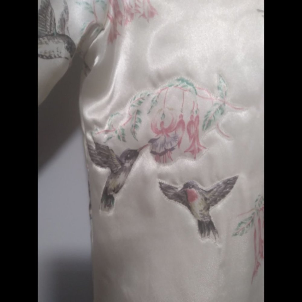 Vintage 1990s Hummingbird Floral Print House Lounge Coat - Picture 3 of 5